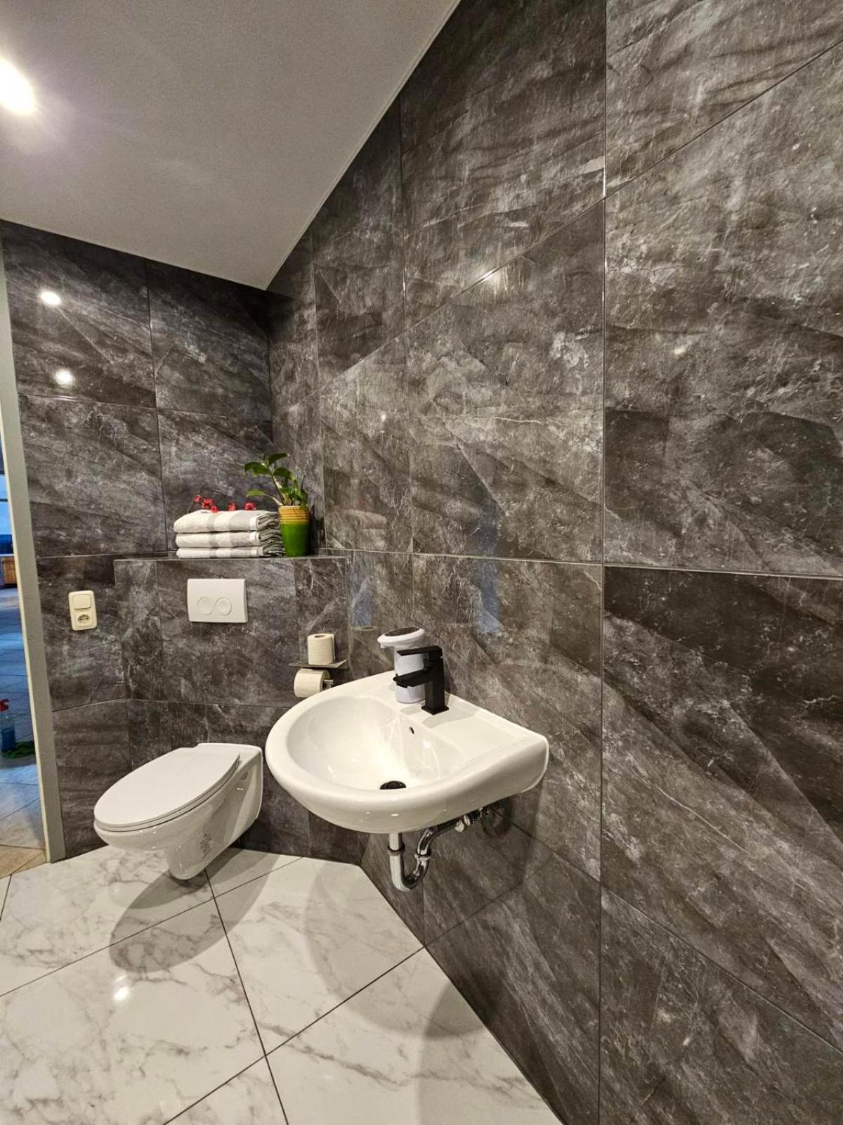 Kompfort Business Apartment 베르트하임 외부 사진